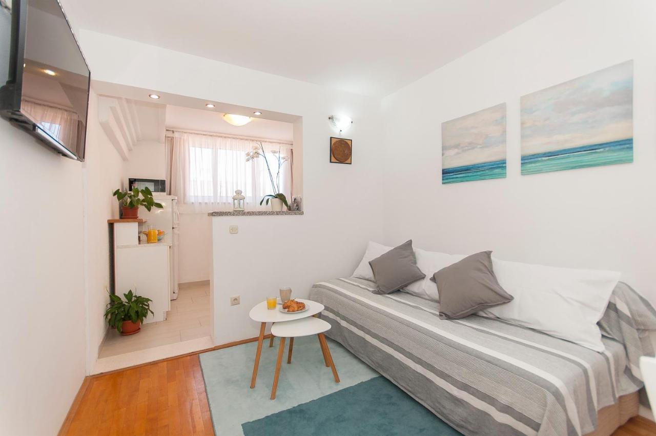 Apartment Luna Omiš Buitenkant foto