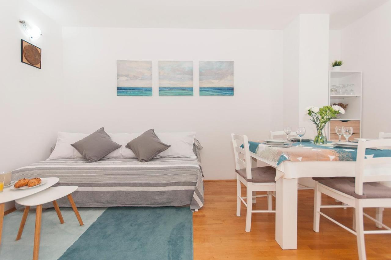 Apartment Luna Omiš Buitenkant foto
